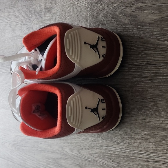 Jordan 3 Retro - Picture 4 of 7